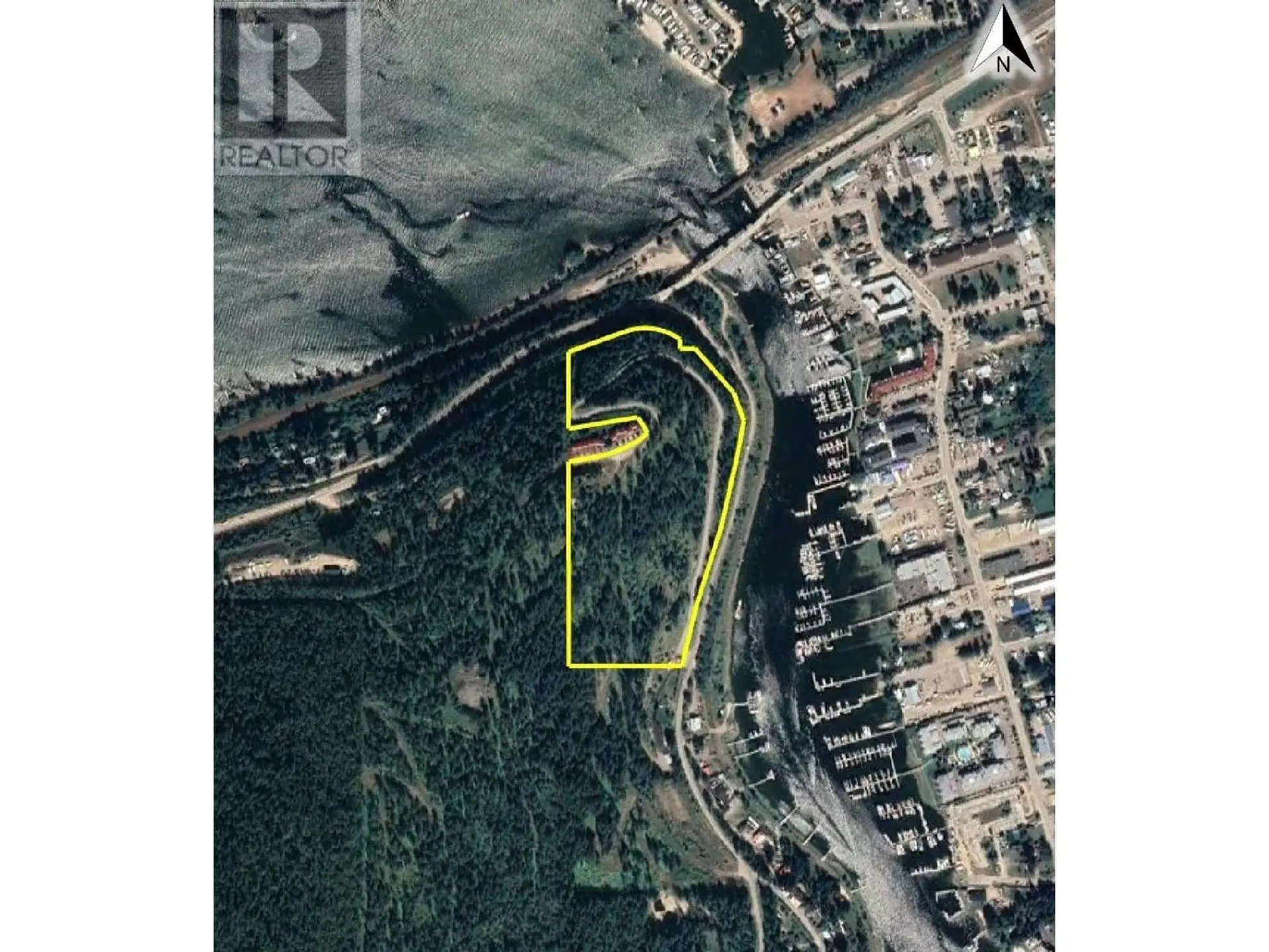 Property at 500 OLD SPALLUMCHEEN ROAD, Sicamous, BC