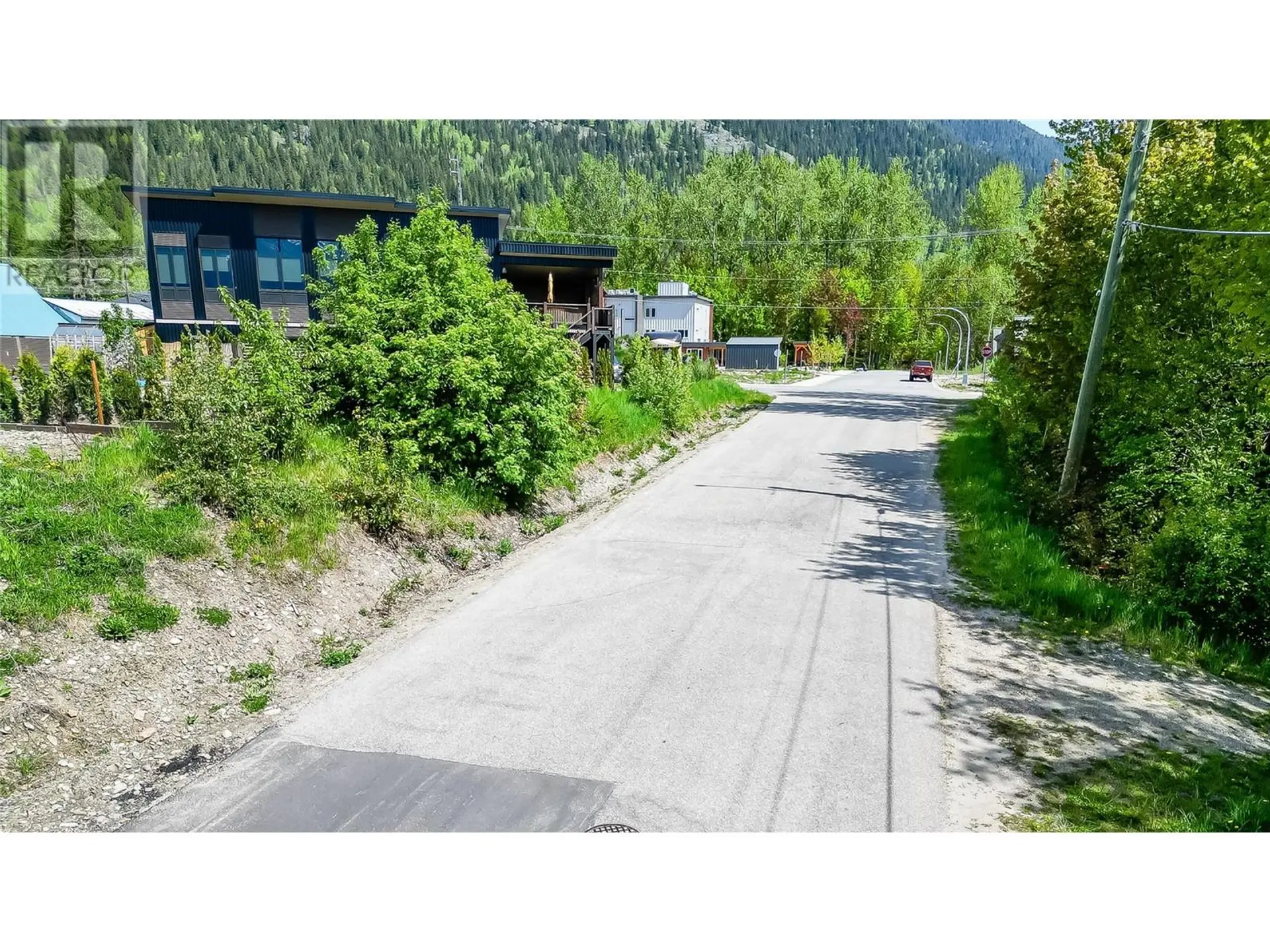 Property at 307 HUMBERT STREET, Revelstoke, BC