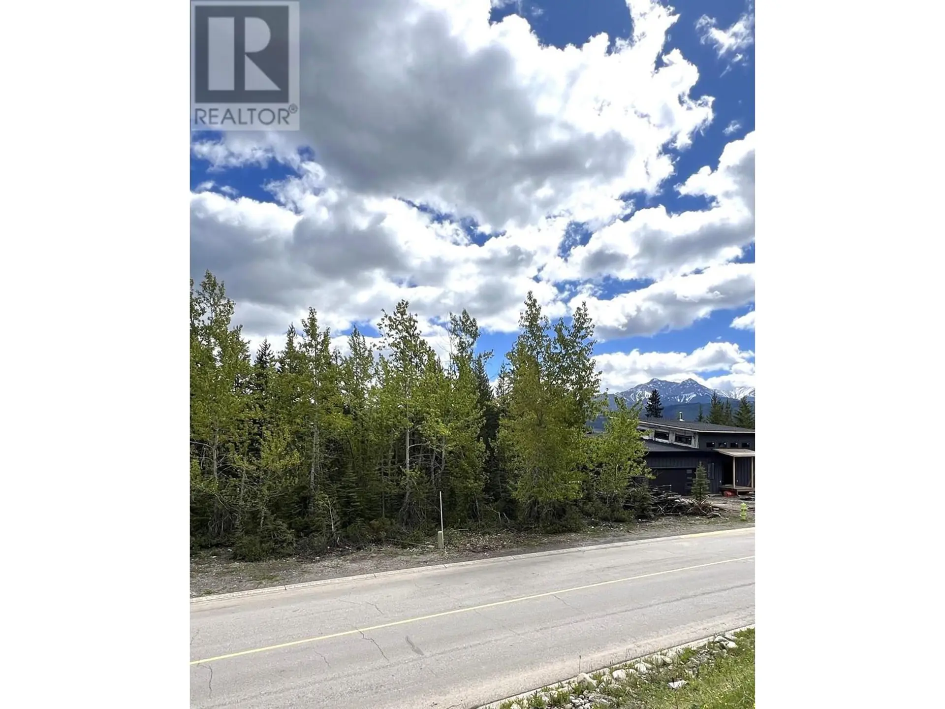 Property at 4 DALLAS PLACE, Elkford, BC