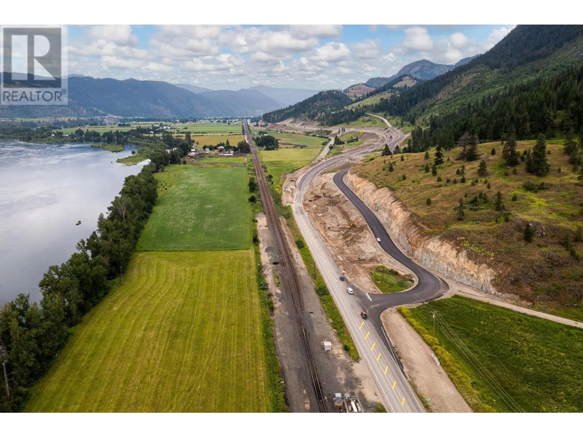 Property at 6189 TRANS CANADA HIGHWAY, Chase, BC