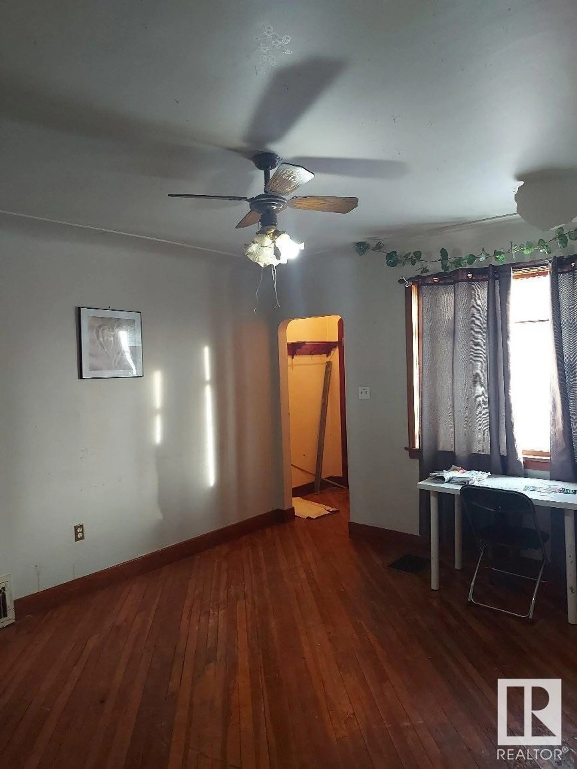 11206 85 ST NW - Image 6