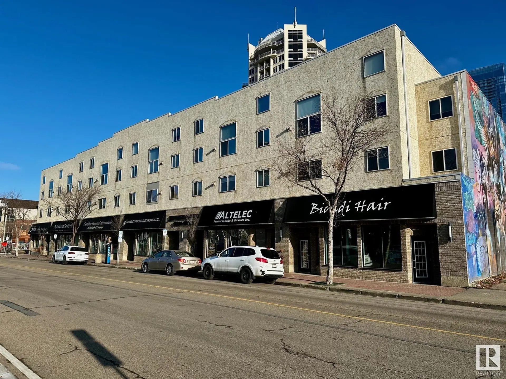 #22 10331 106 ST NW - Image 1
