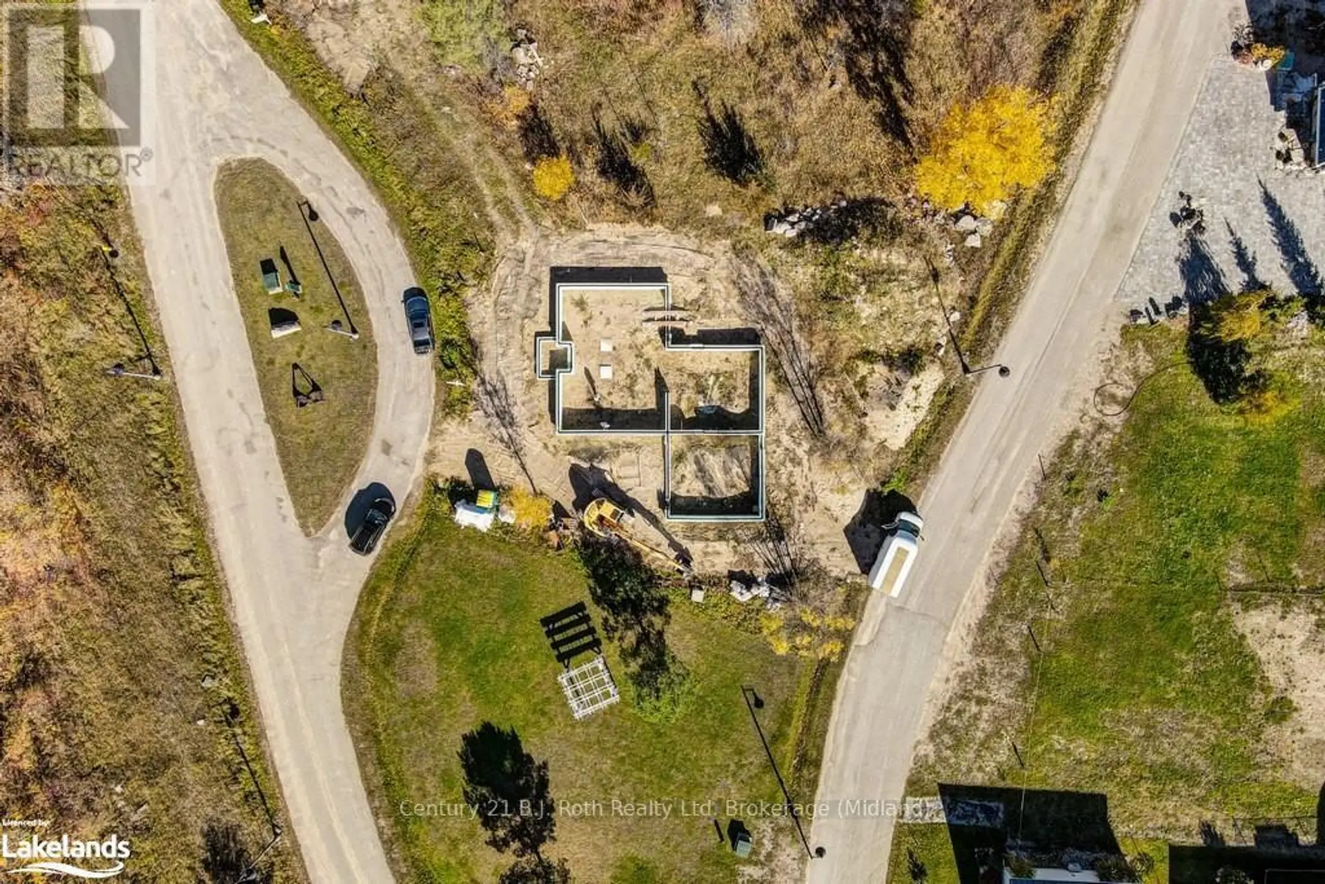 #45 11 SWAN LANE - Image 12
