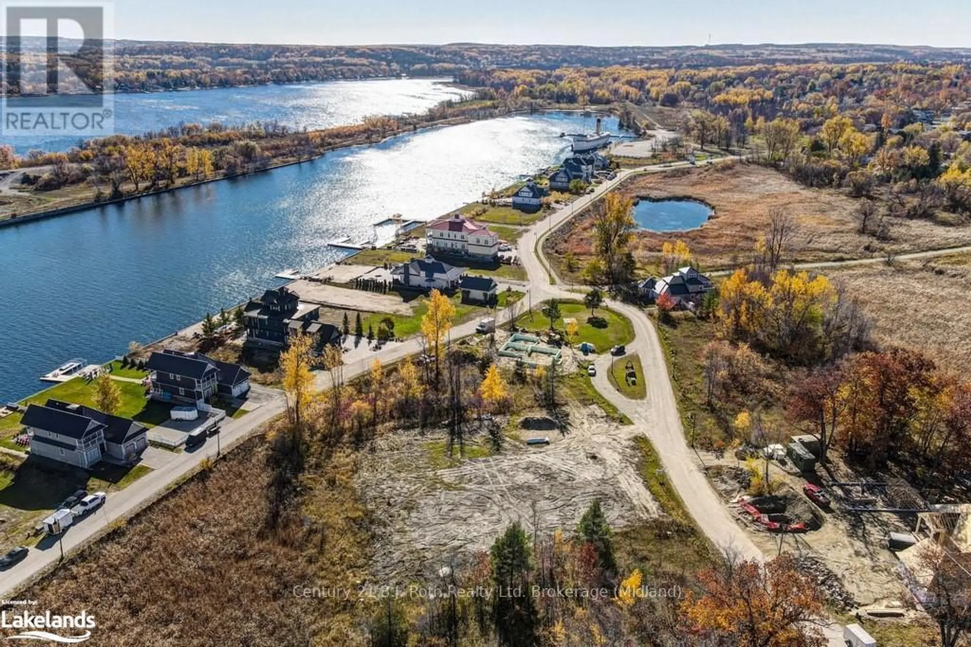 #45 11 SWAN LANE - Image 9