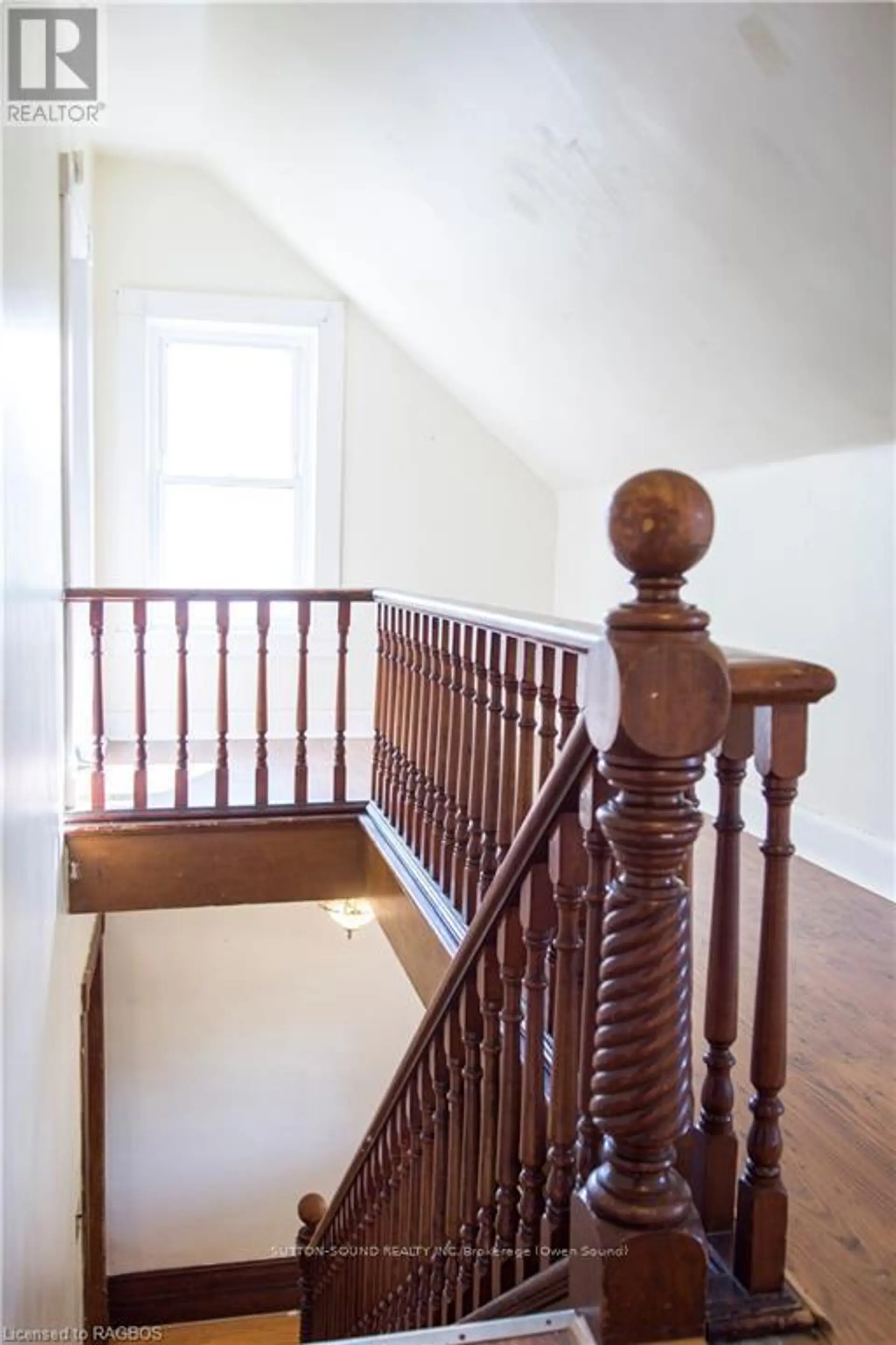 8 ELIZABETH DRIVE - Image 13