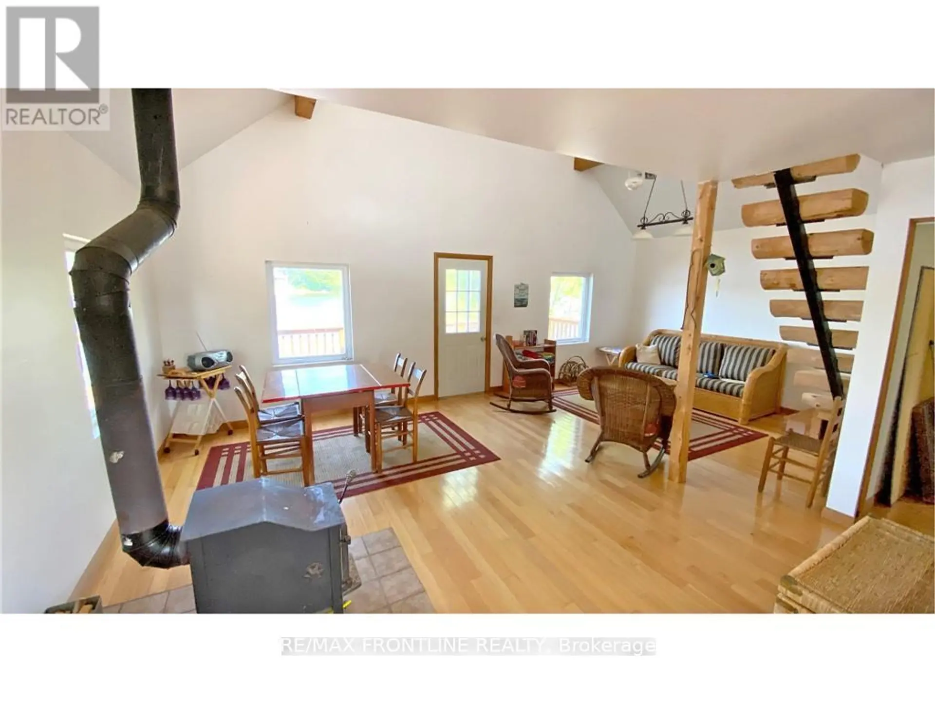 561 GRACEYS - Image 12
