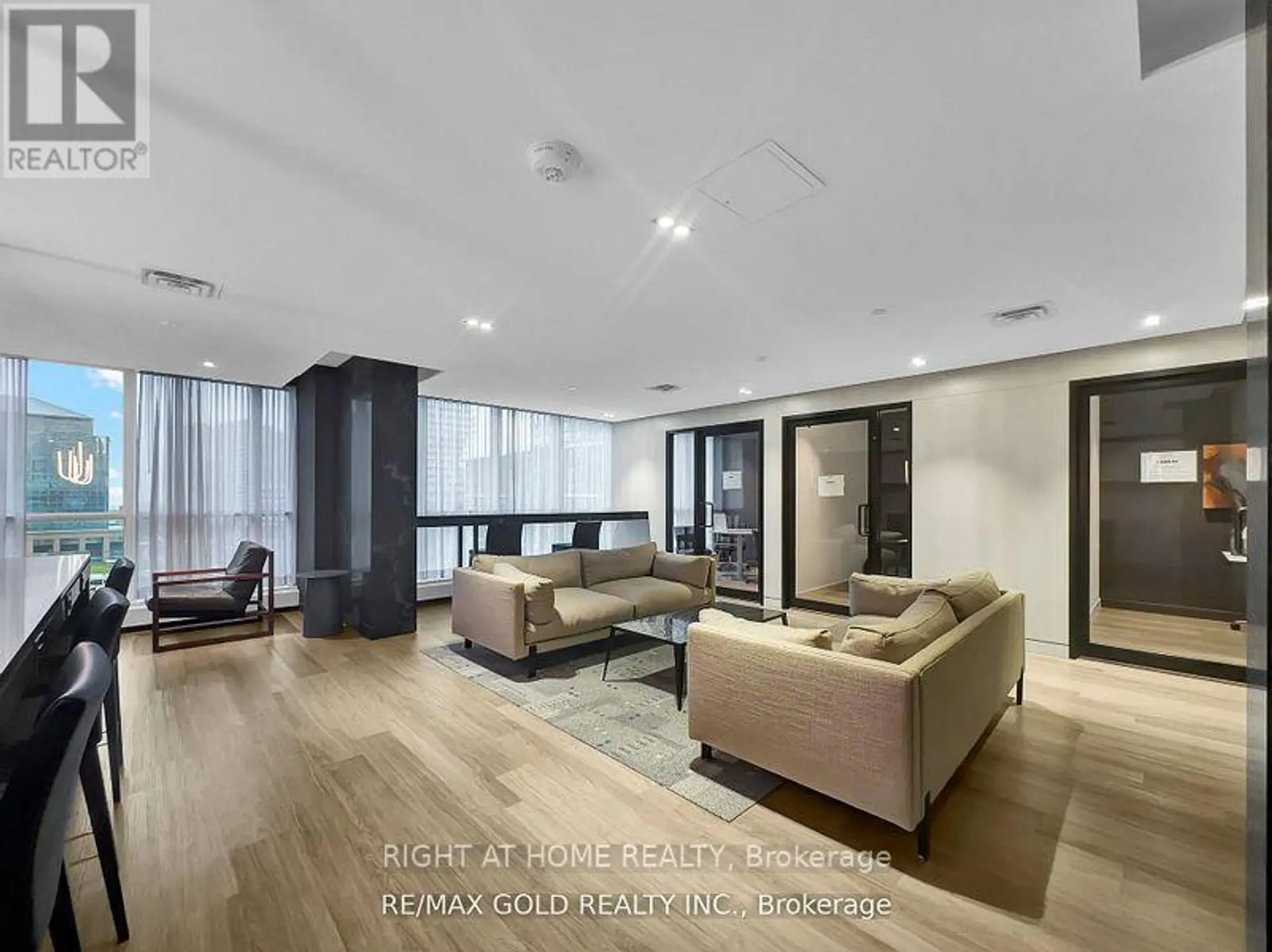 #1008 4065 CONFEDERATION PARKWAY - Image 6