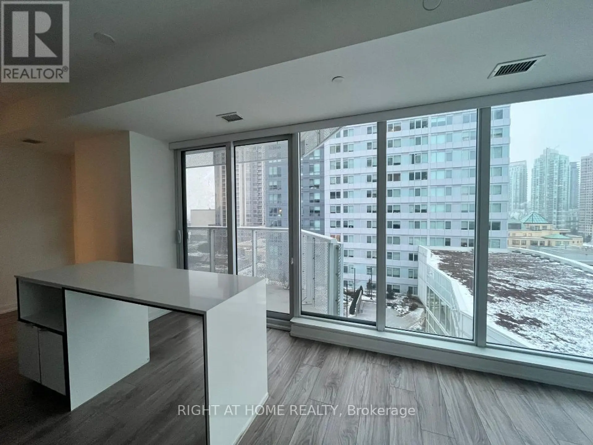 #1008 4065 CONFEDERATION PARKWAY - Image 10