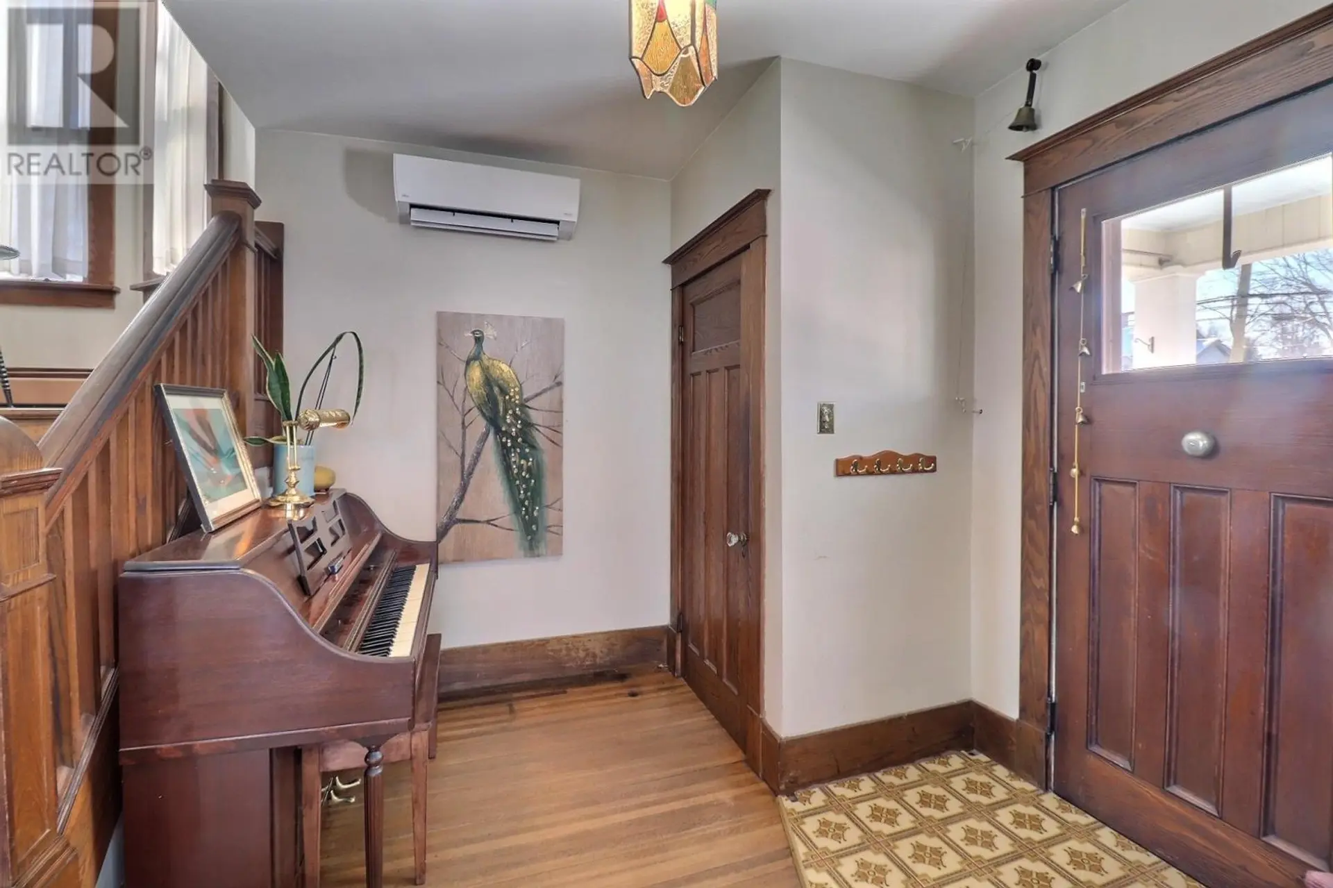610 Main Street - Image 11