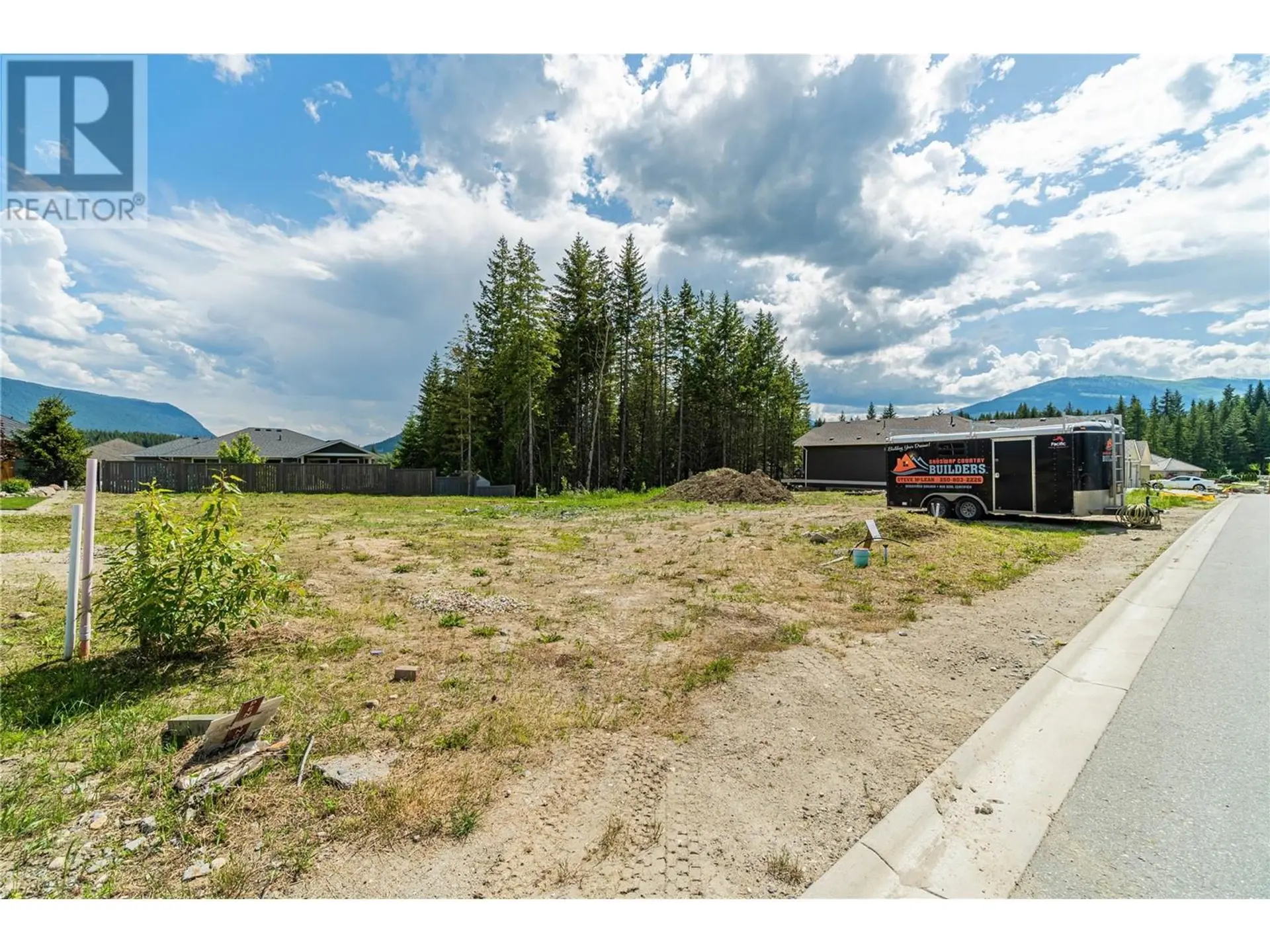 Property at #10 2715 GOLF COURSE DRIVE, Blind Bay, BC