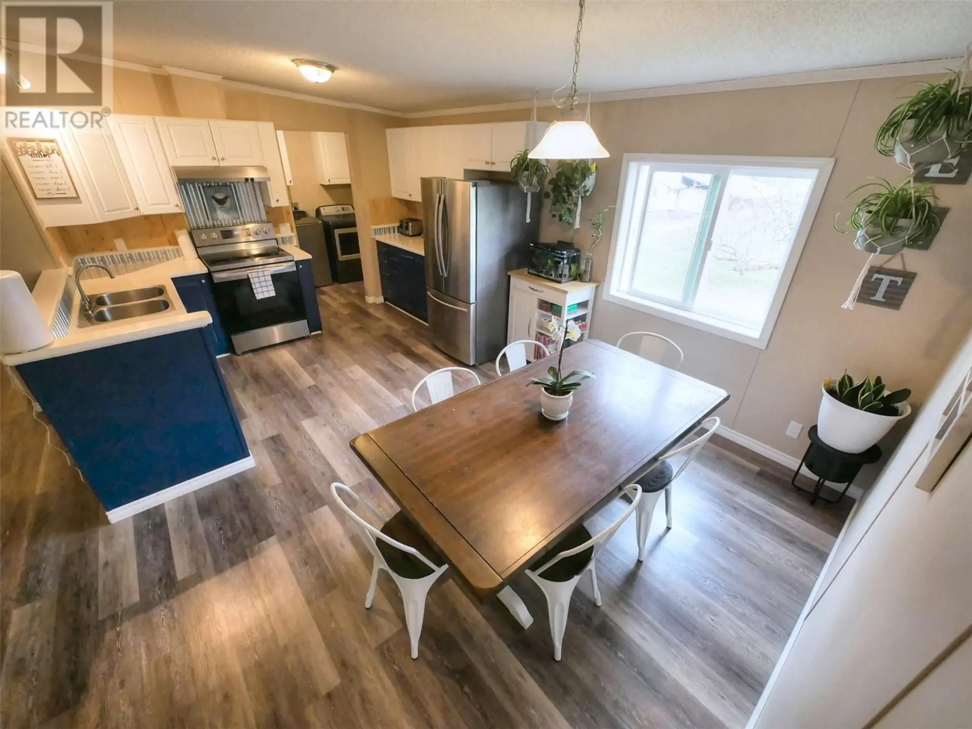 Property at 1410 HIGHWAY 3B, Montrose, BC