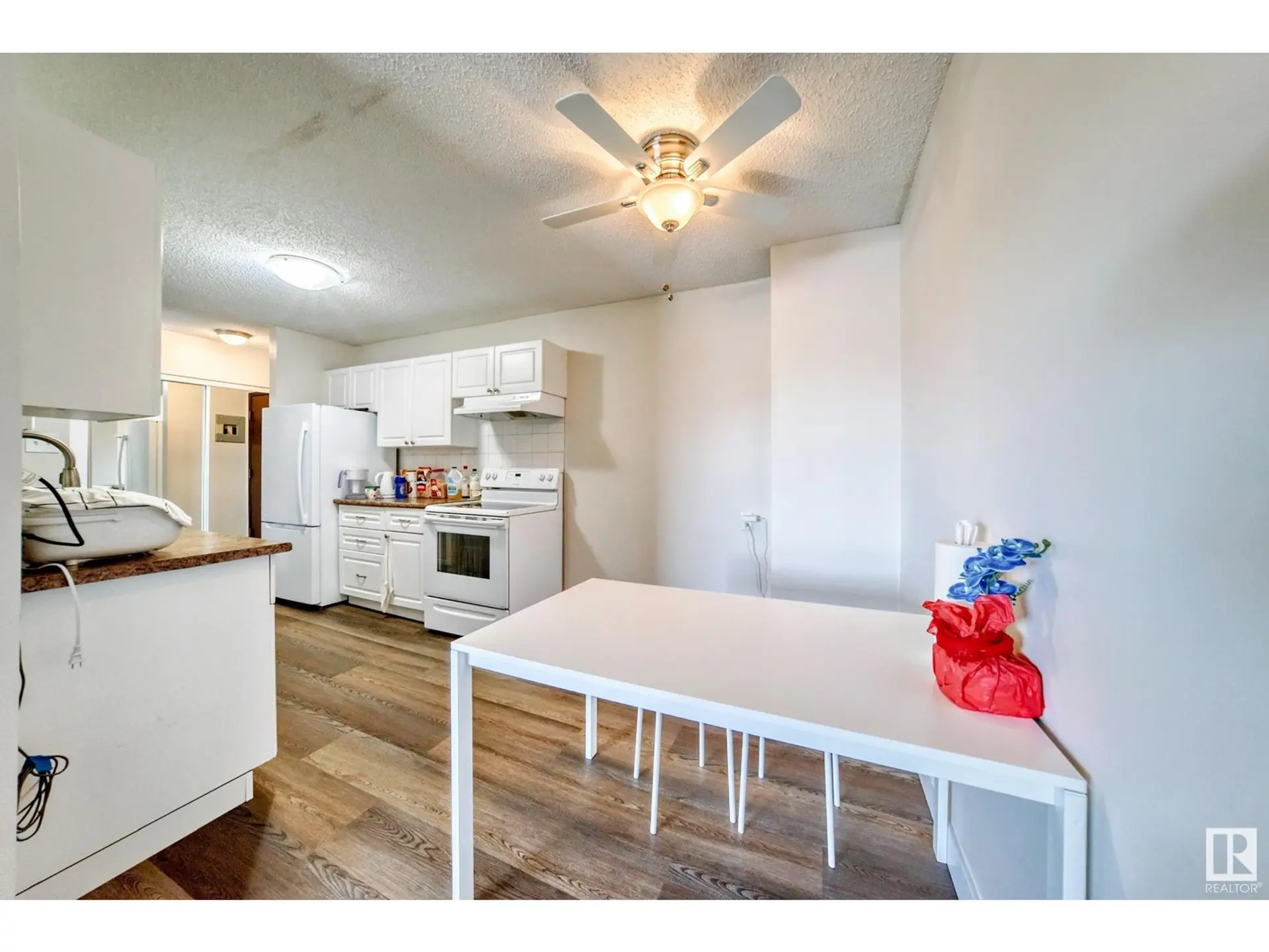 #404 10624 123 ST NW - Image 10