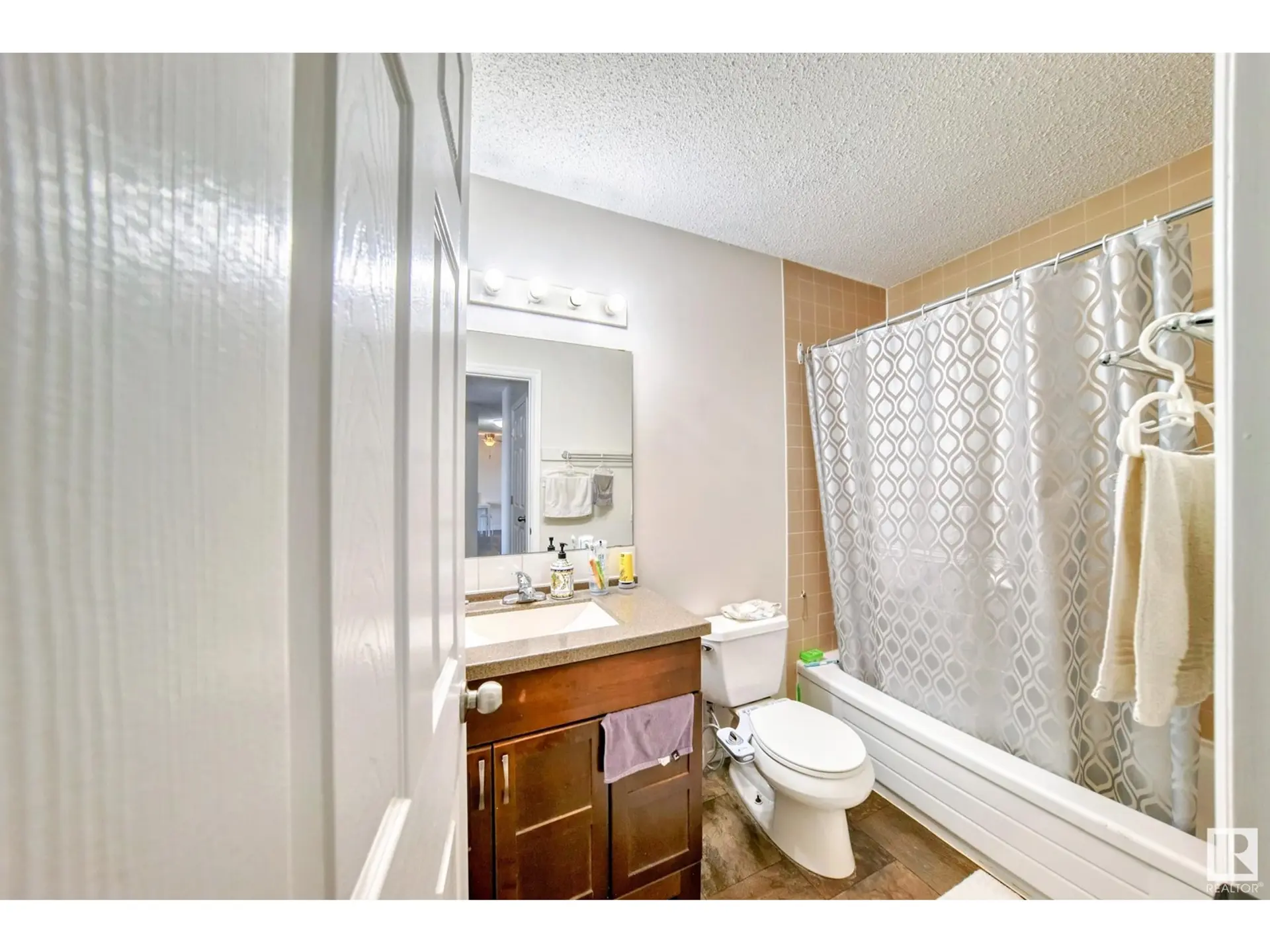 #404 10624 123 ST NW - Image 15
