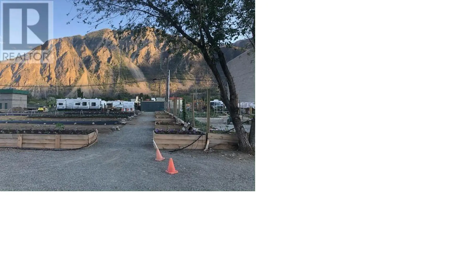 Property at 723 & 727 7TH AVENUE, Keremeos, BC