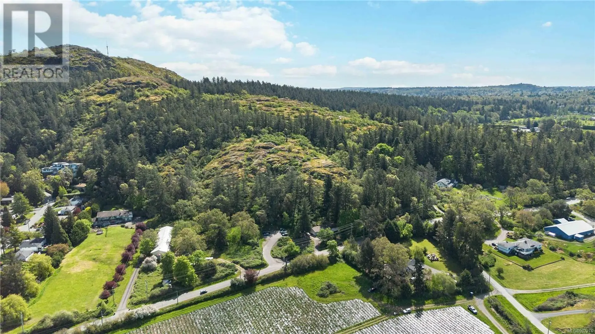 Property at 4439 BLENKINSOP RD, Saanich, BC