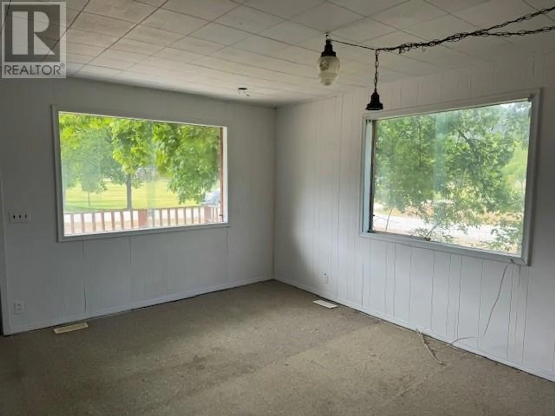 Property at 693 NINTH AVENUE, Midway, BC