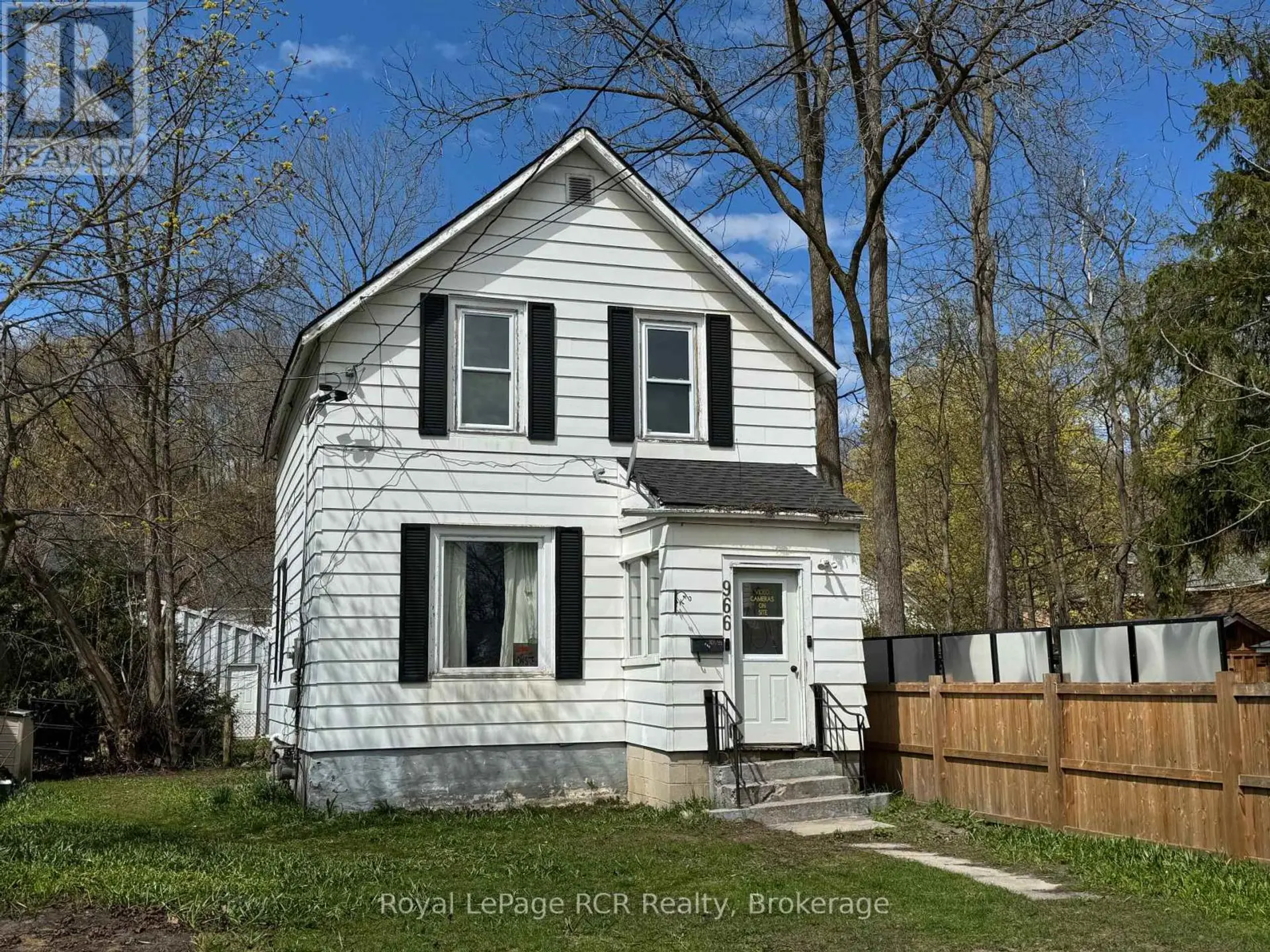 966 3RD AVENUE W - Image 1