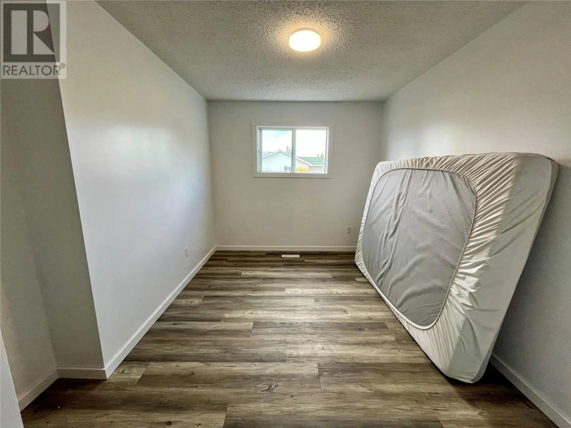 Property at 140 SPRUCE AVENUE, Tumbler Ridge, BC