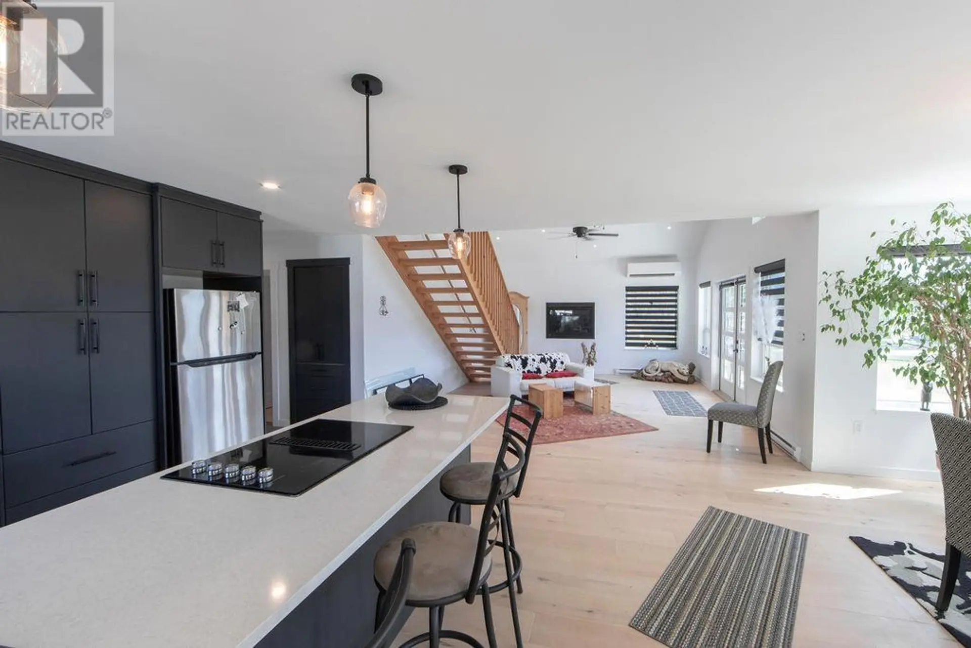 Property at 215 COTSWOLD ROAD, Nakusp, BC