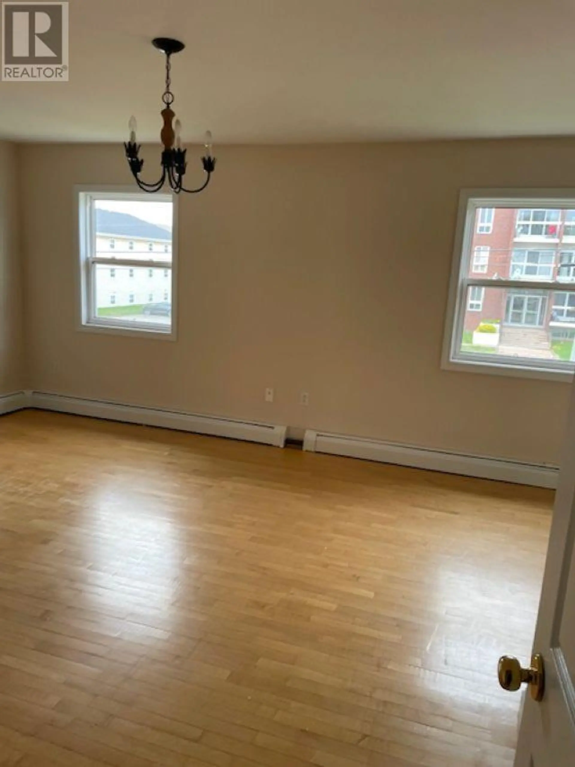 20 Belvedere Avenue - Image 2