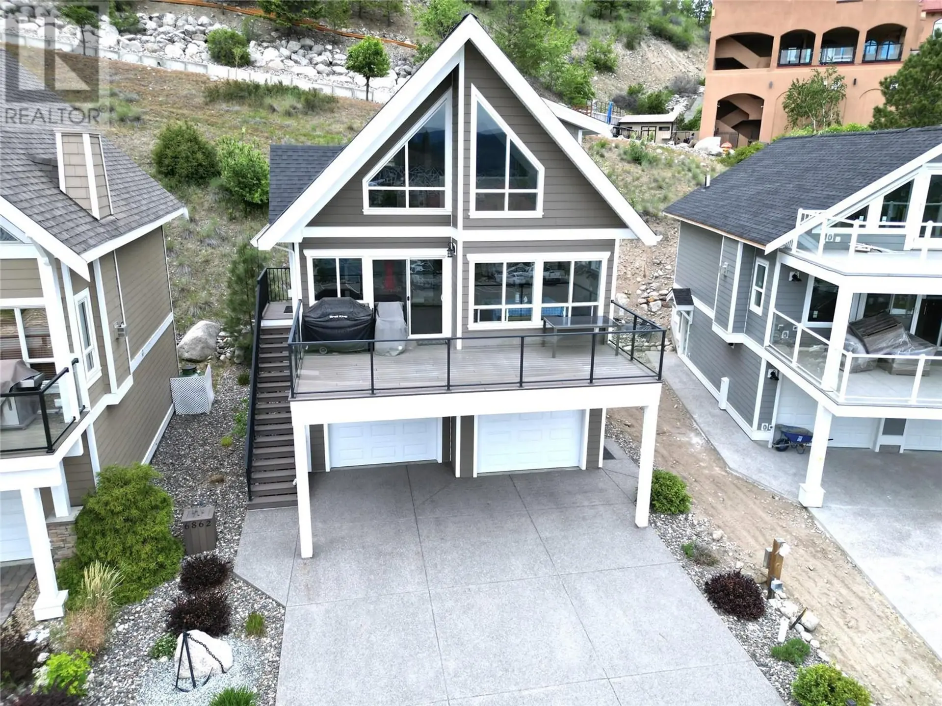 Property at 6862 Madrid Way, Kelowna, BC