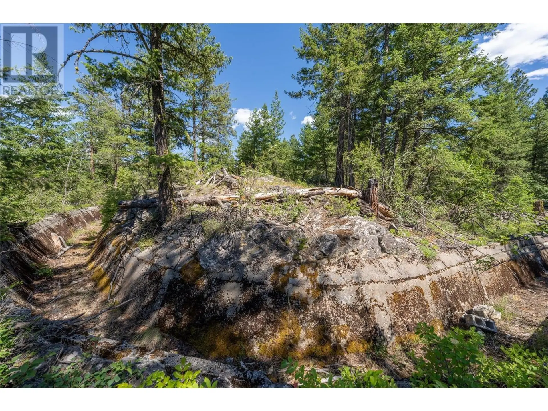 Property at 5401-5403 MCCULLOCH ROAD, Kelowna, BC