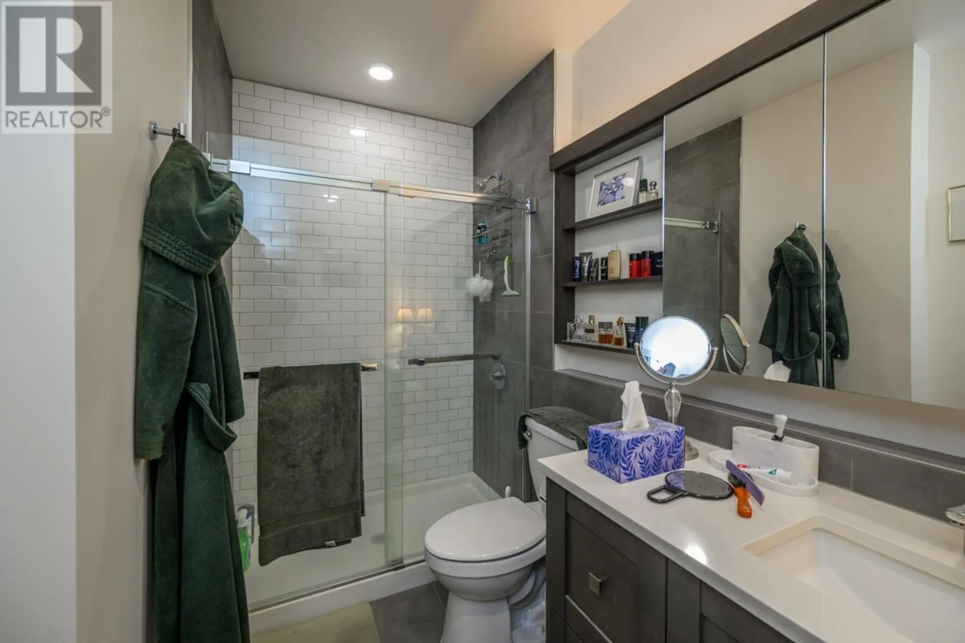 Property at #302 1087 6TH AVENUE, Prince George, BC