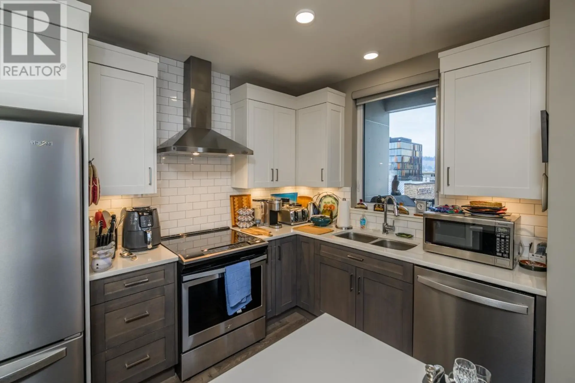 Property at #302 1087 6TH AVENUE, Prince George, BC