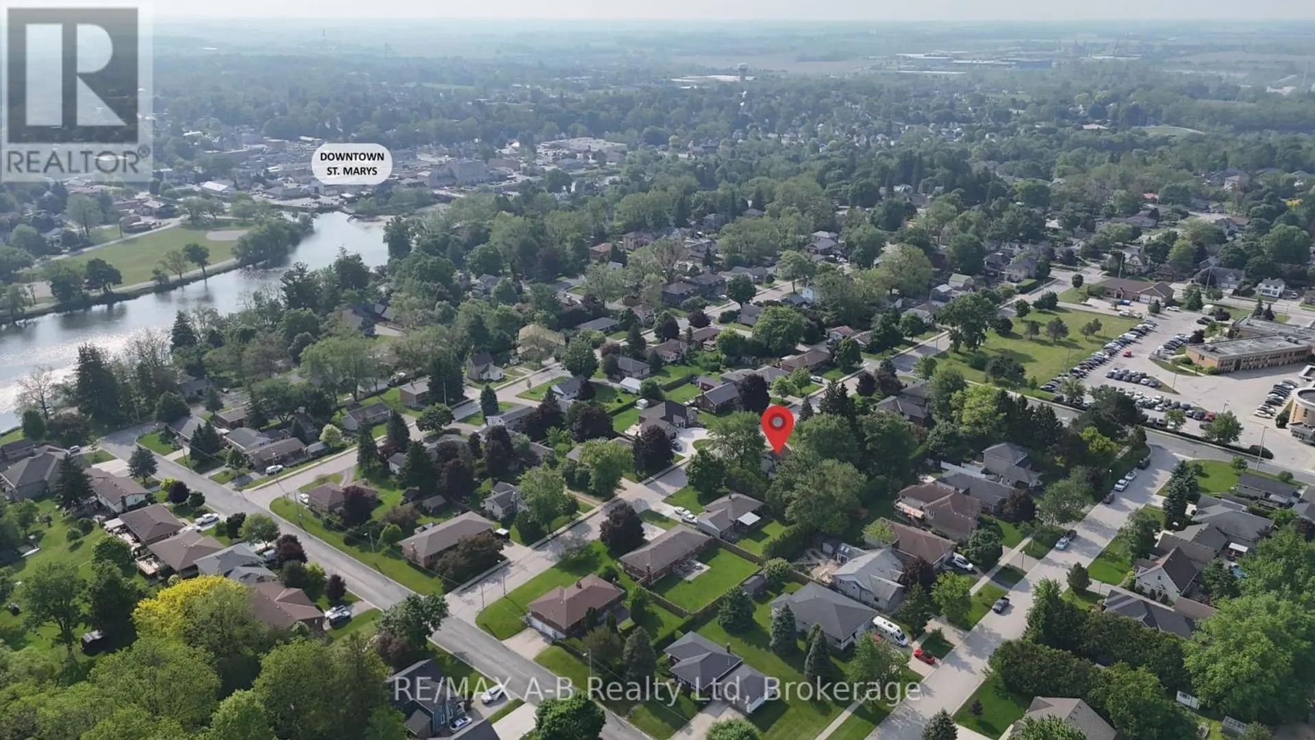 86 SALINA STREET N - Image 16