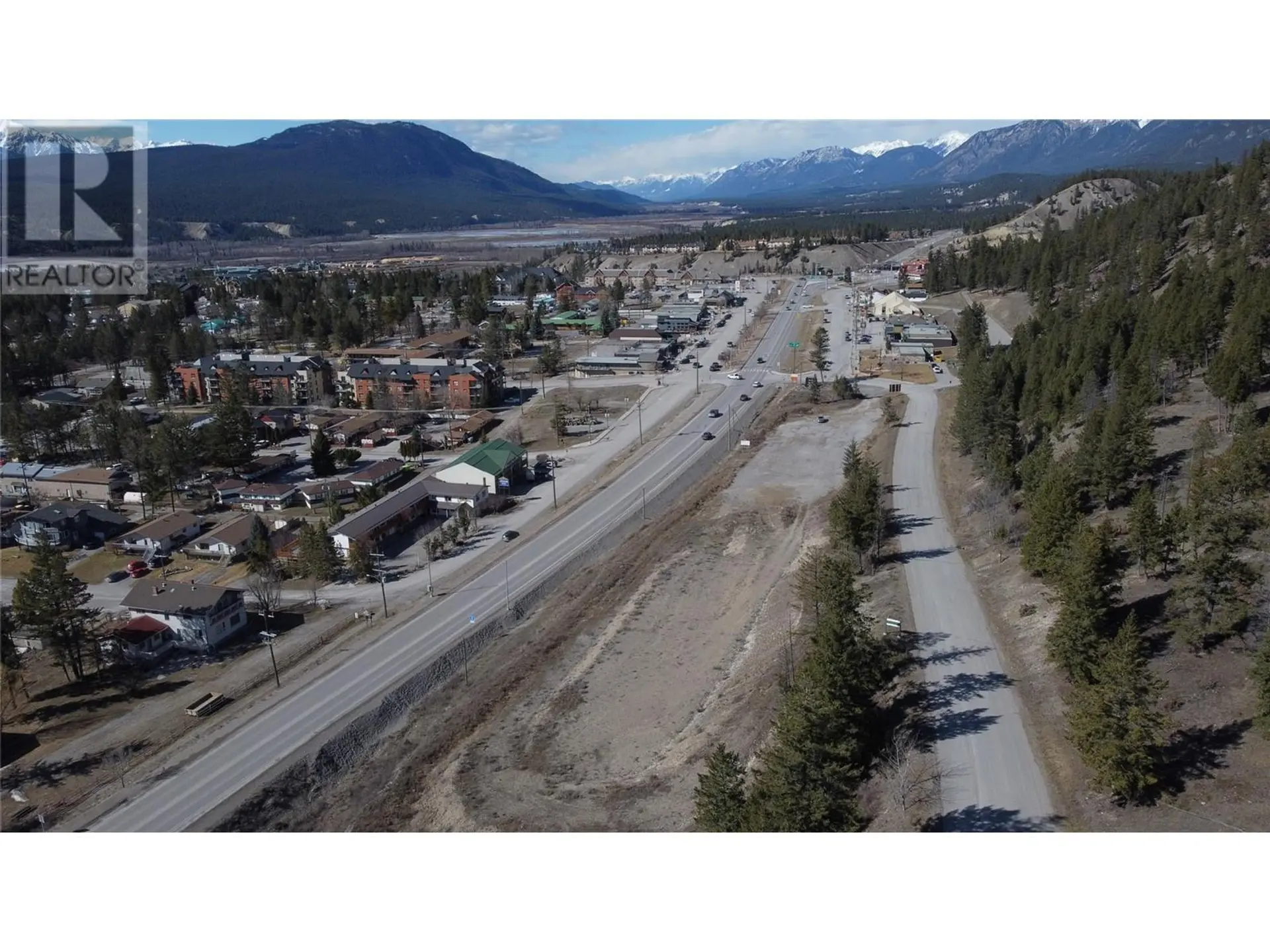 Property at 7585 REDSTREAK ROAD, Radium Hot Springs, BC