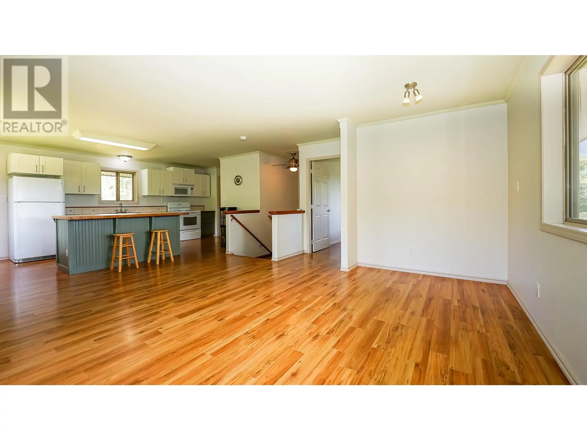 Property at 93 OLD SICAMOUS ROAD, Grindrod, BC