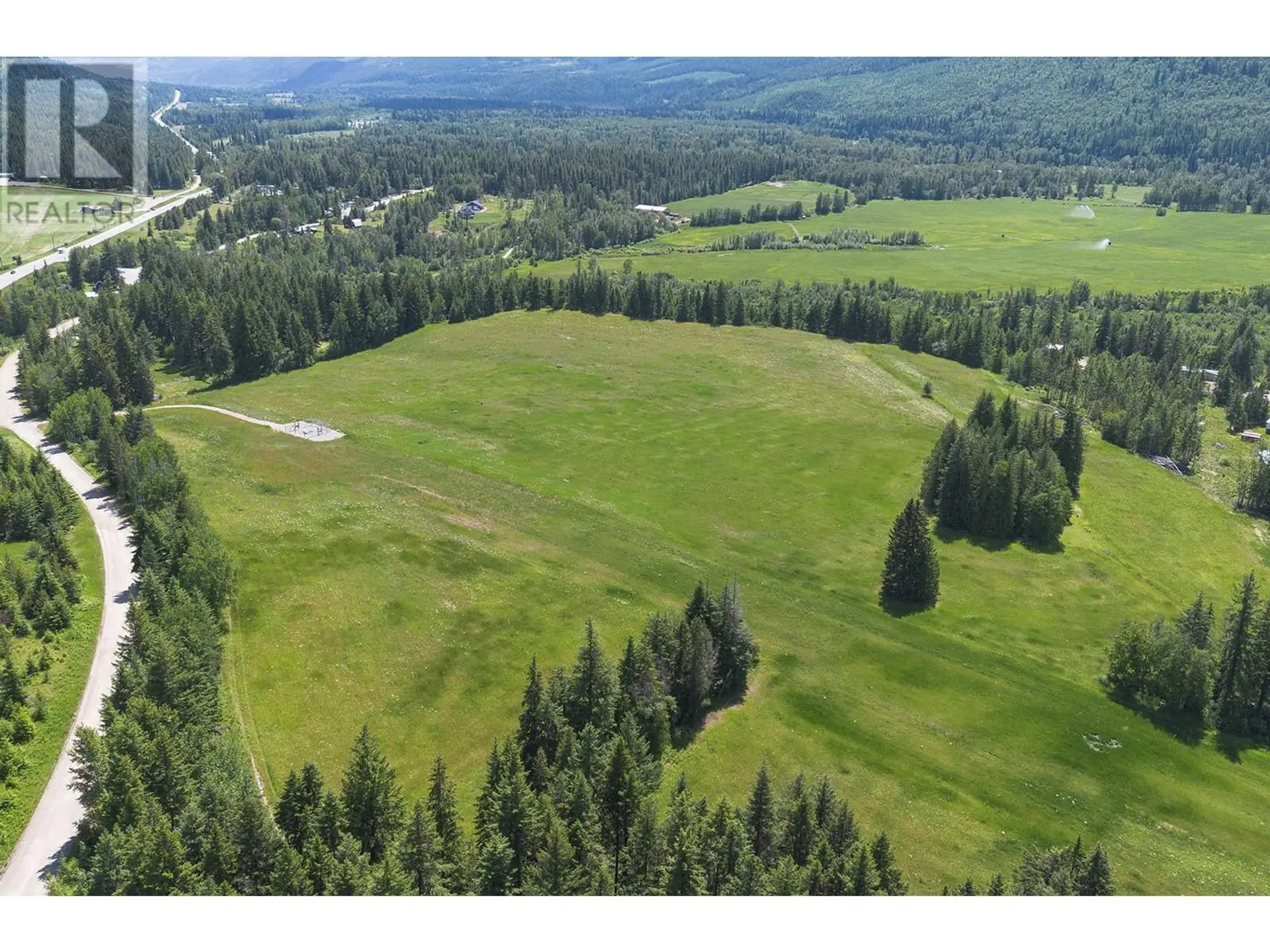 Property at 943 RAFT RIVER ROAD, Clearwater, BC