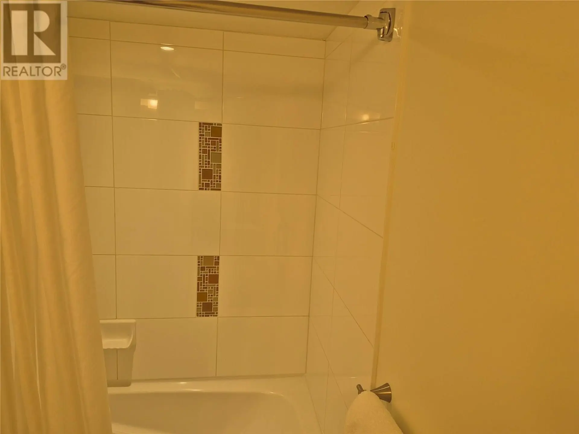 Property at #302 4200 LAKESHORE DRIVE DRIVE, Osoyoos, BC