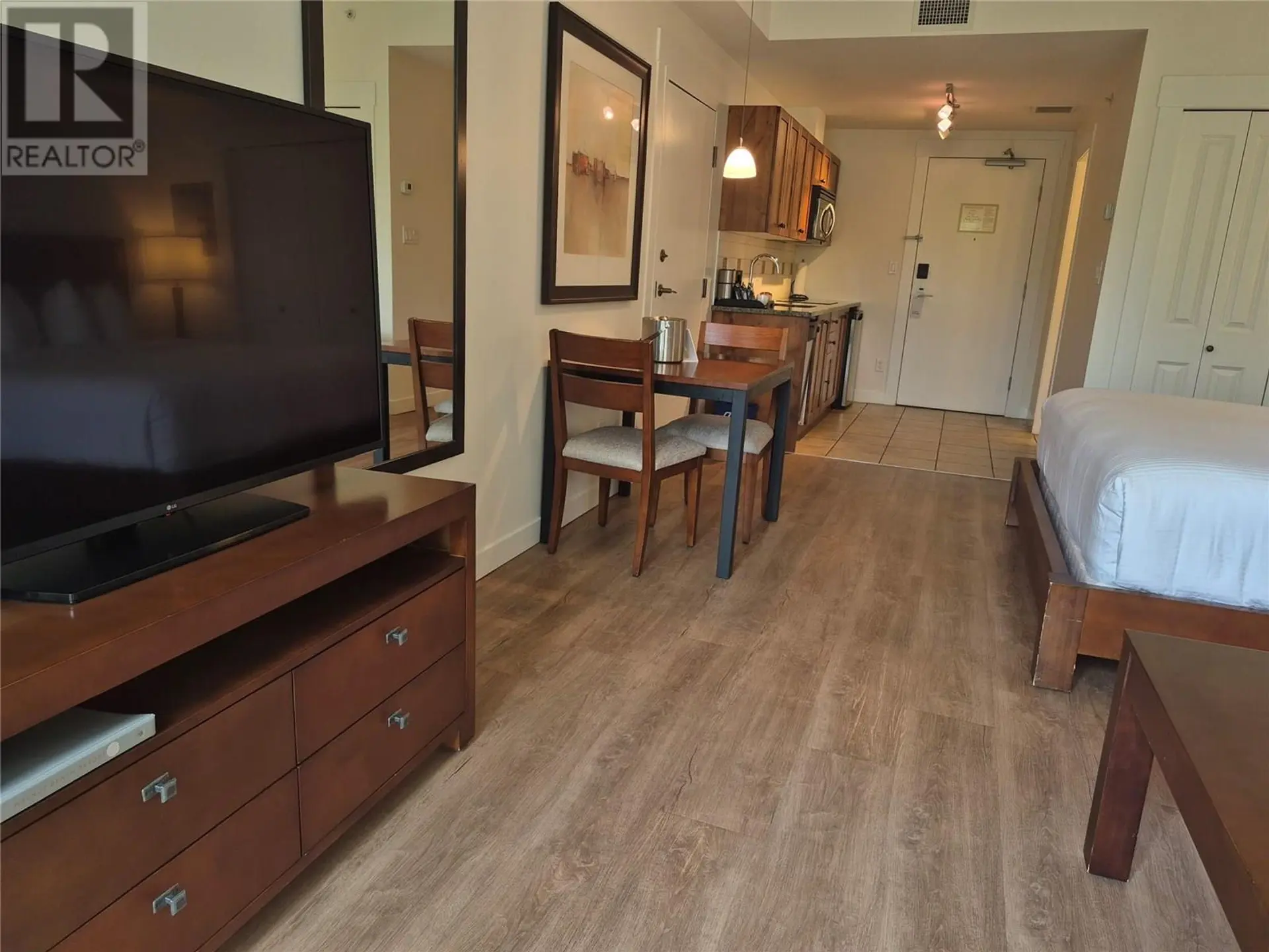 Property at #302 4200 LAKESHORE DRIVE DRIVE, Osoyoos, BC