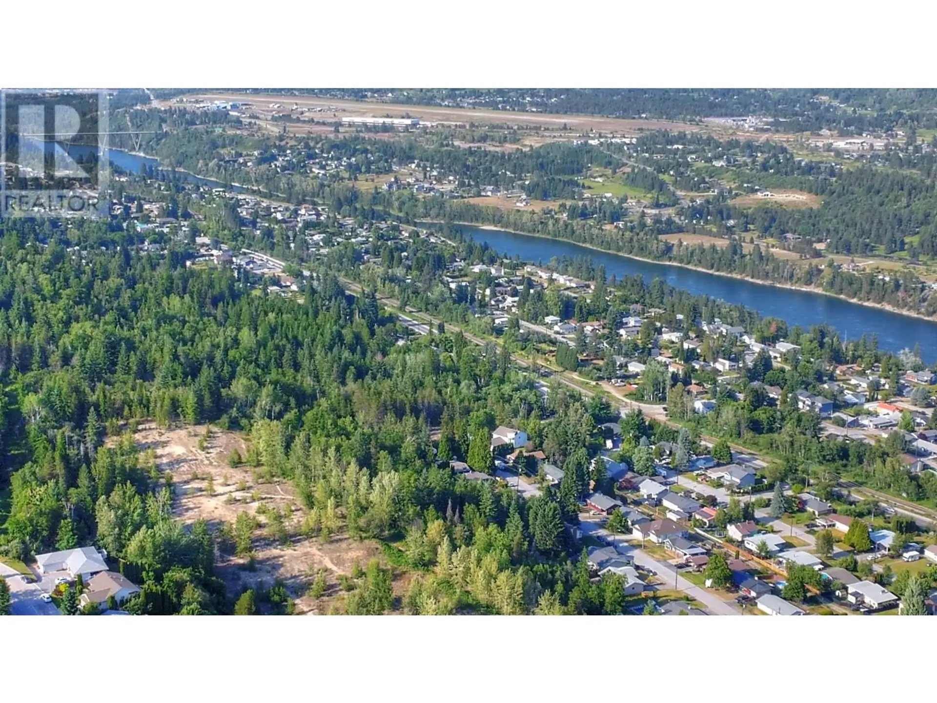 Property at 3000 9TH AVENUE, Castlegar, BC