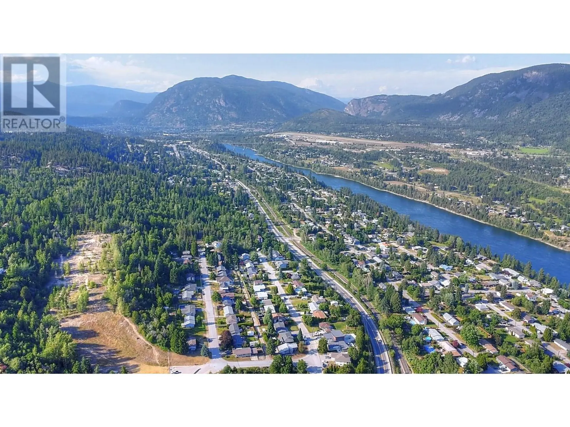 Property at 3000 9TH AVENUE, Castlegar, BC
