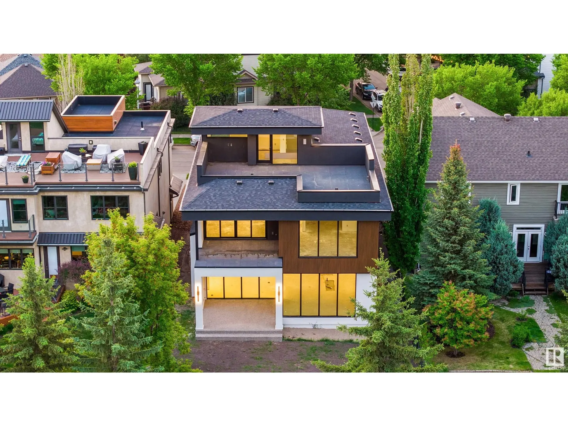 8807 99 AV NW - Image 4