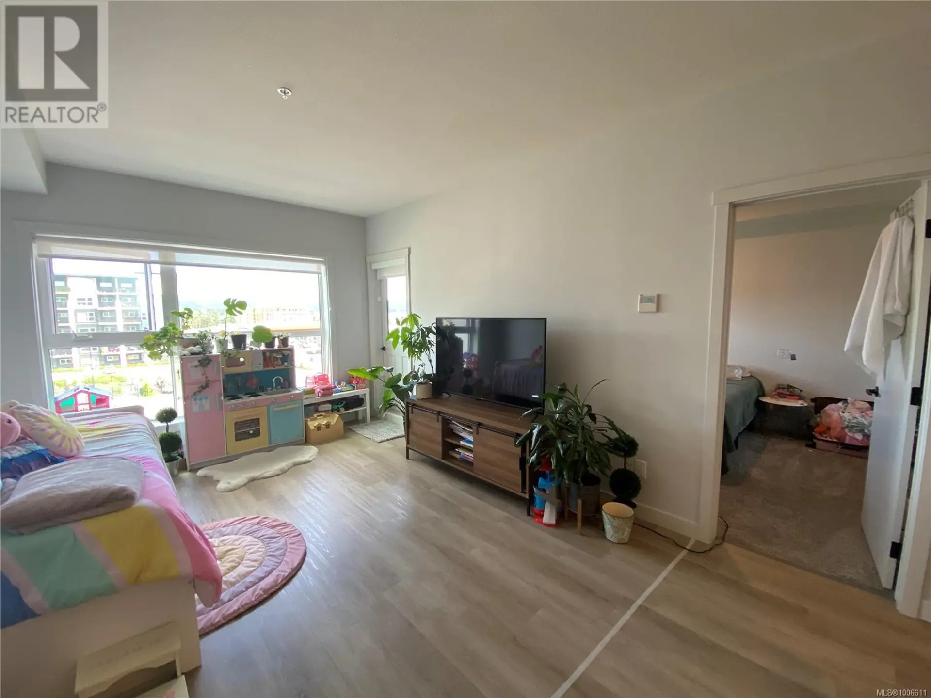 Property at #404 2469 GATEWAY RD, Langford, BC