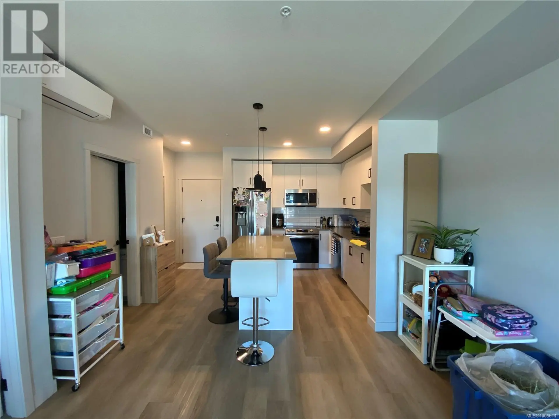 Property at #404 2469 GATEWAY RD, Langford, BC