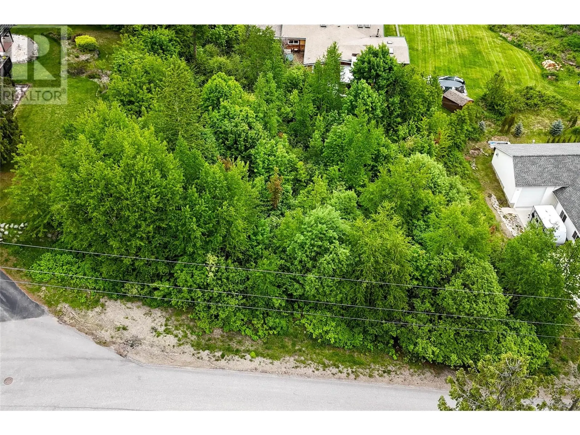 Property at 28 EVERGREEN AVENUE, Fruitvale, BC