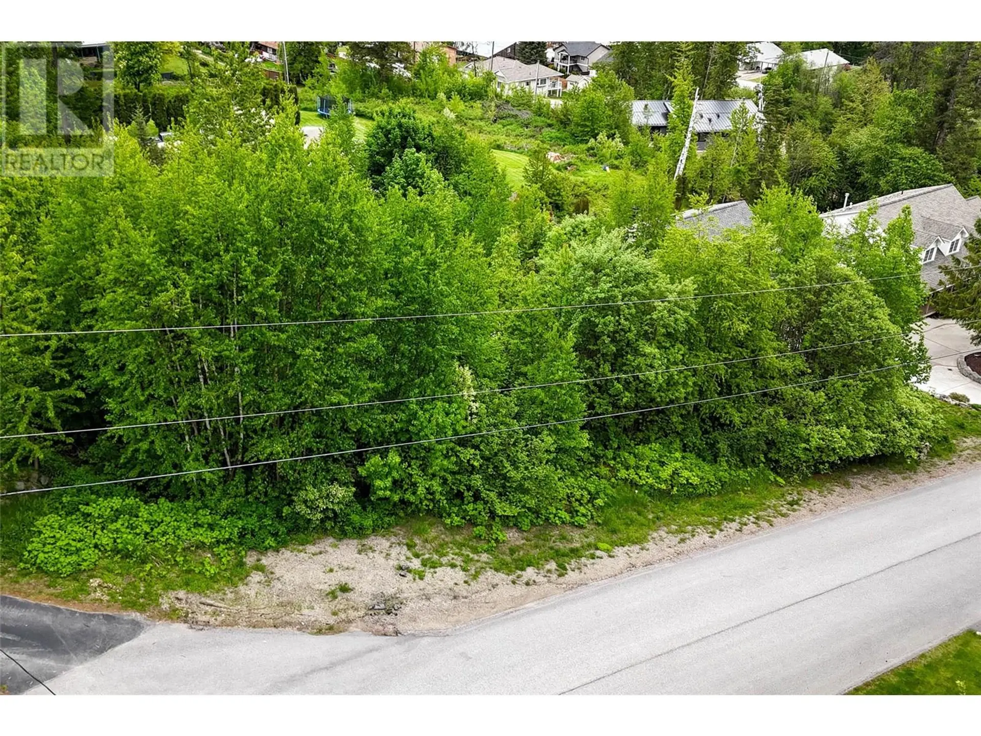 Property at 28 EVERGREEN AVENUE, Fruitvale, BC