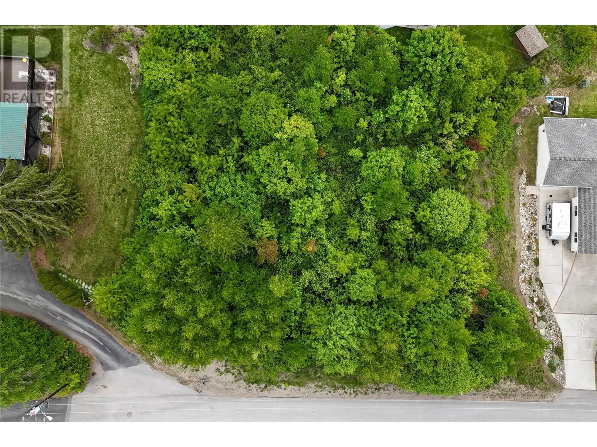 Property at 28 EVERGREEN AVENUE, Fruitvale, BC