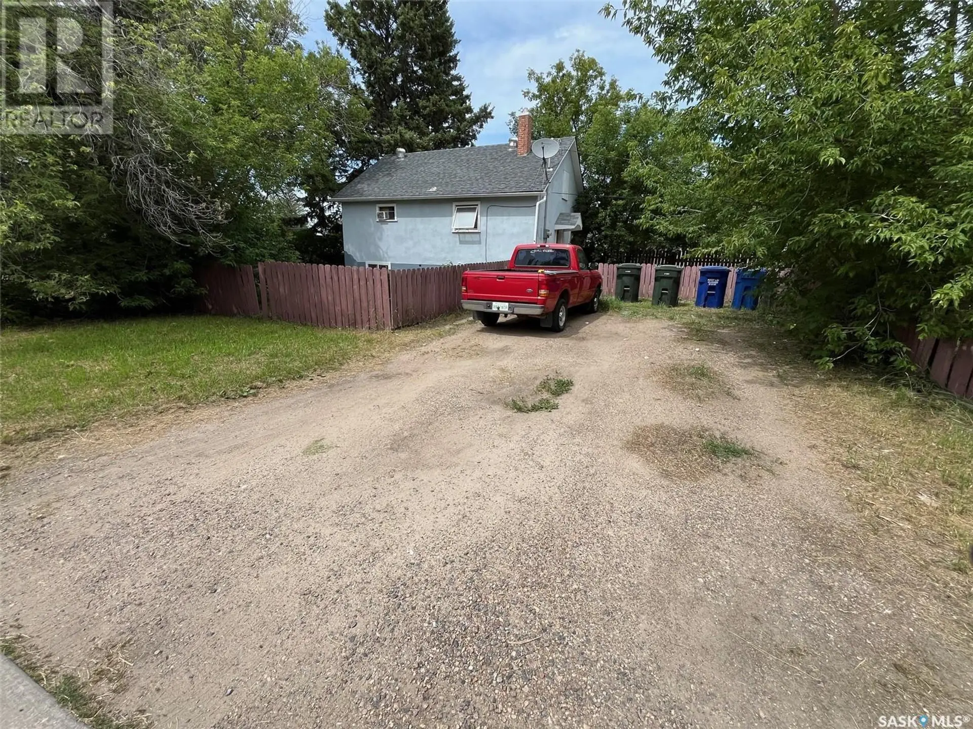 630 5TH AVENUE E - Image 17