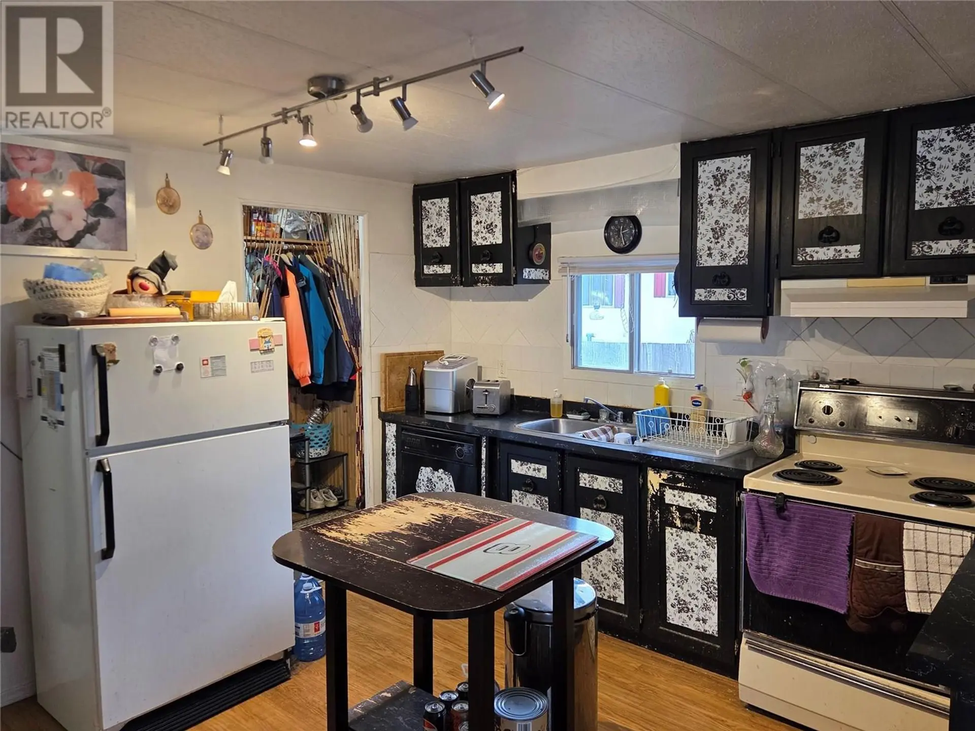 Property at 1529 MAIN STREET, Keremeos, BC