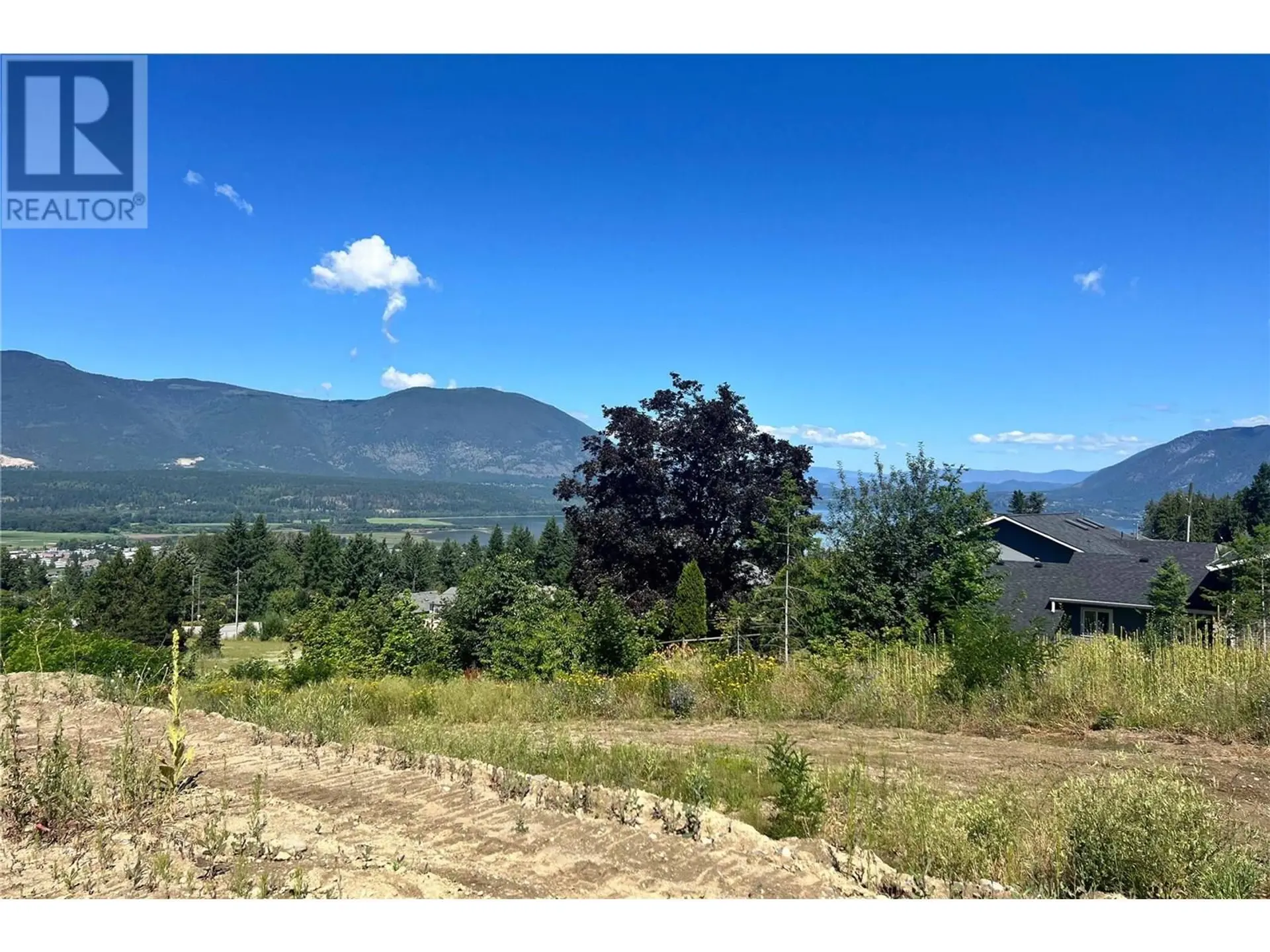 Property at 1181 16 AVENUE SE, Salmon Arm, BC
