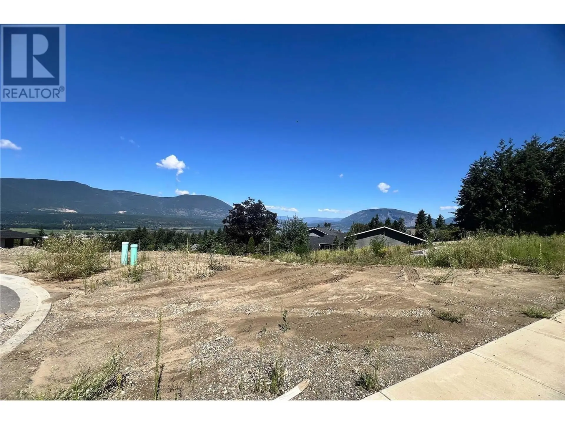 Property at 1181 16 AVENUE SE, Salmon Arm, BC