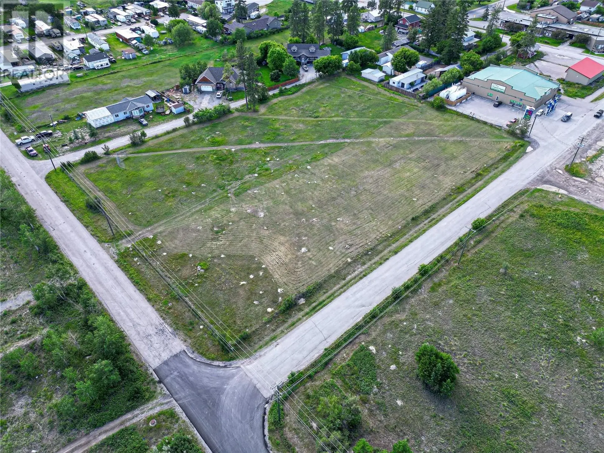 Property at 8959 ARBUCKLE STREET, Canal Flats, BC