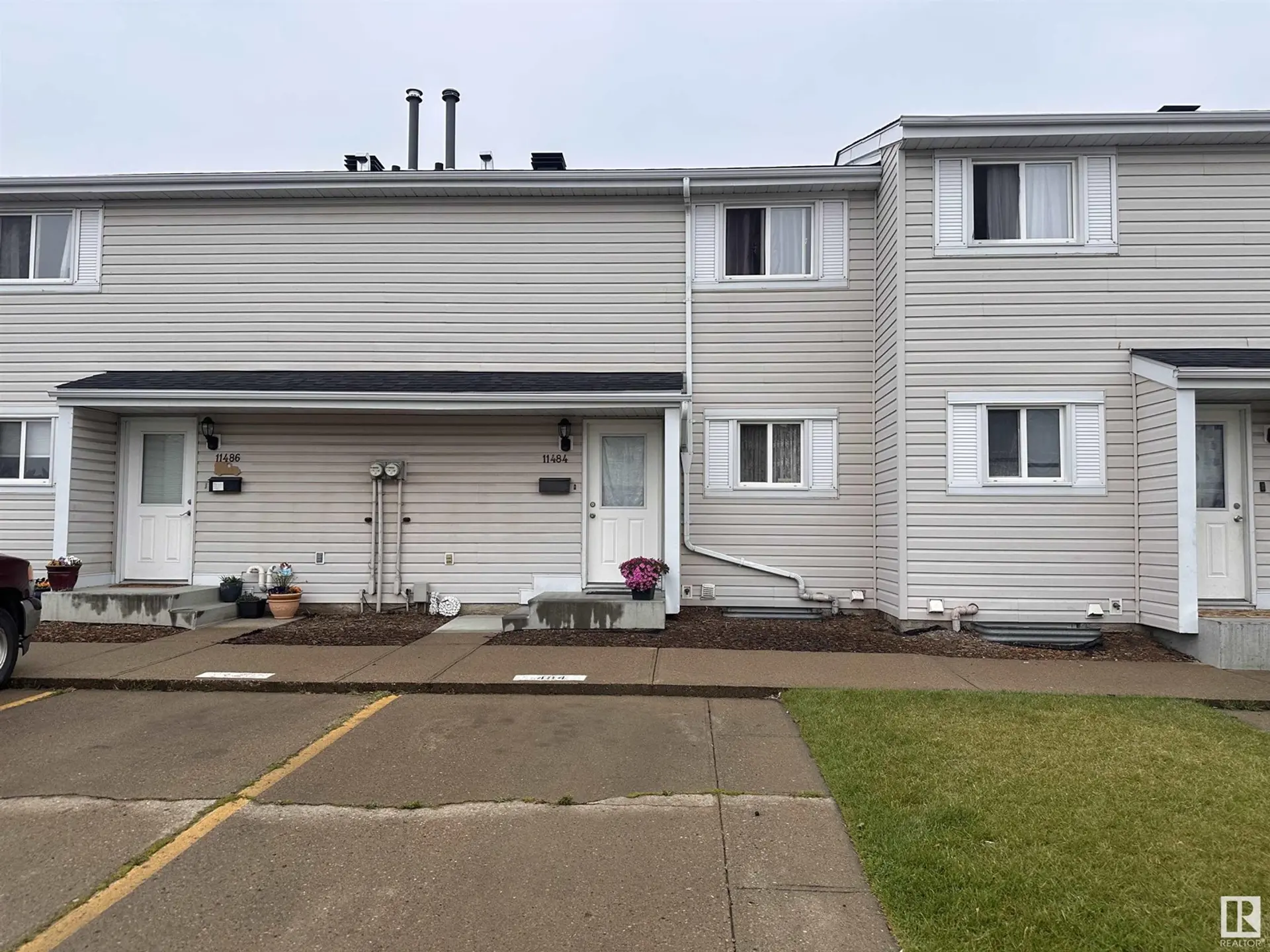 11484 139 AV NW
