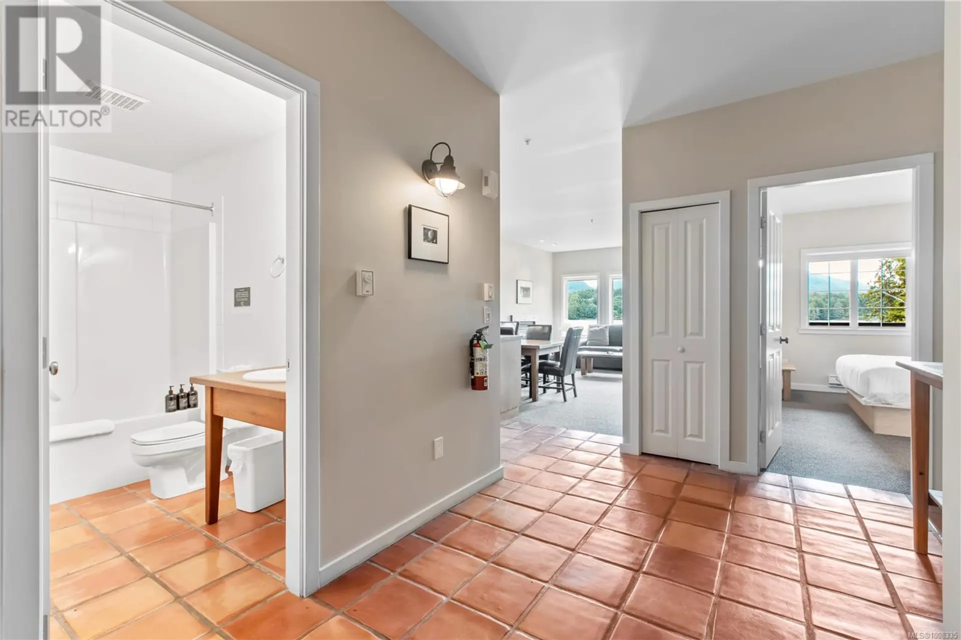 Property at #402 1971 HARBOUR DR, Ucluelet, BC