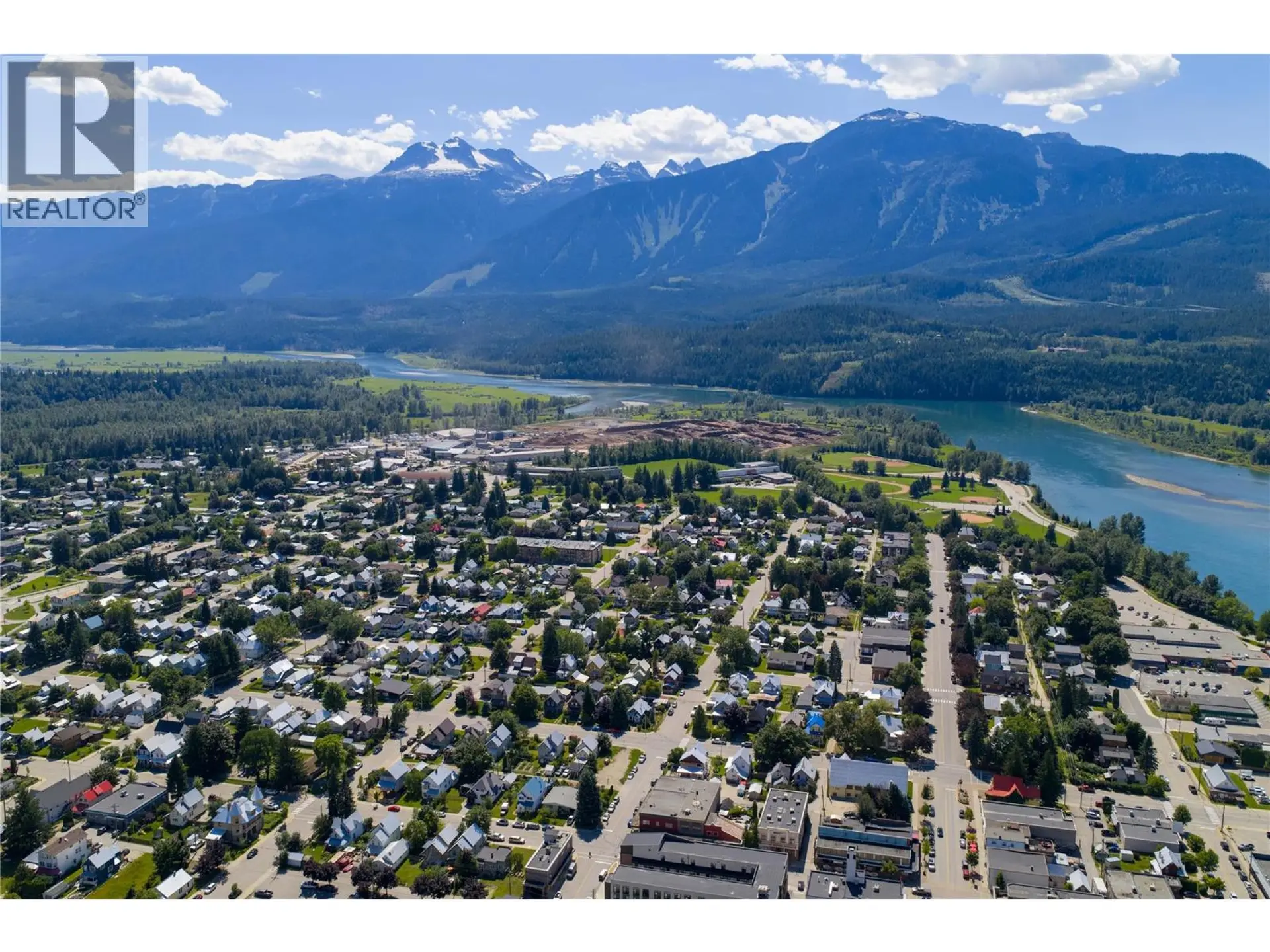 Property at 200 THIRD STREET E, Revelstoke, BC